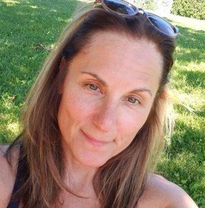 Meet your Posher, Stacey